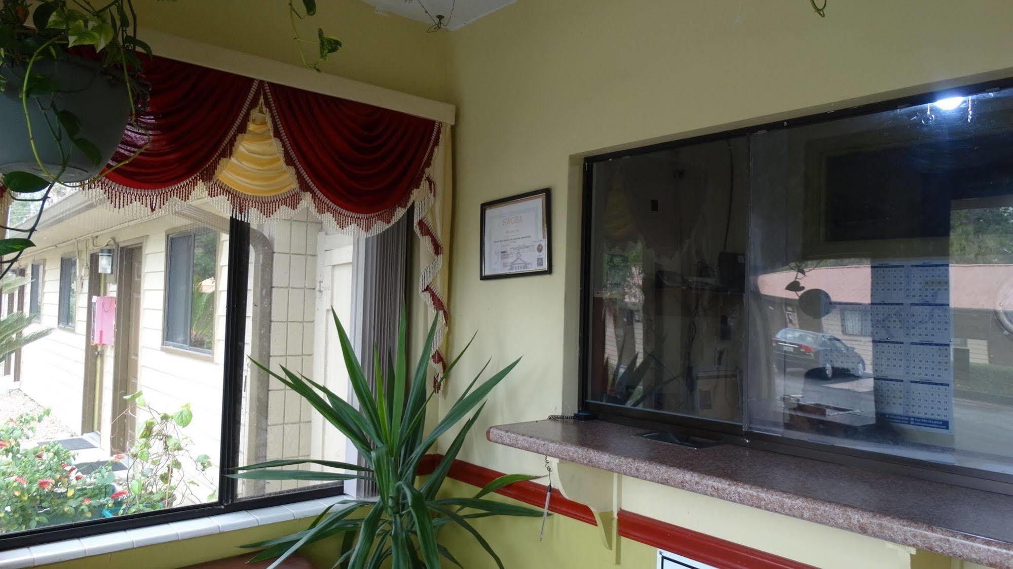 Budget Inn - Gainesville Ngoại thất bức ảnh